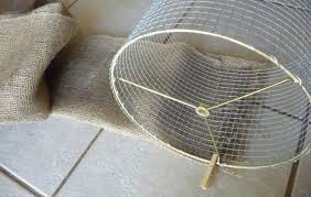 Lampenschirm Aus Kaninchengitter Mit Rupfen Beziehen Lampenschirm Stehlampe Lampenschirm Lampenschirm Beziehen