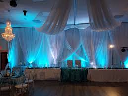 The Grand Manor Wedding Venue Melbourne Fl 250 Guest Ballroom Uplighting Draping Chandeliers S Wedding Venues Melbourne Head Table Wedding Manor