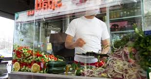 Mustafa S Gemus Kebap Best Doner Kebab In Berlin Kebab Chicken Doner Eat
