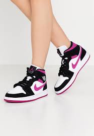 Air Jordan 1 Low Trainers Black Cactus Flower White Jordan Air 1 Mid High Top Trainers Black Cactus Flower White Zalando Co Uk