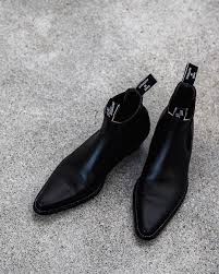 Sara Donaldson On Instagram Black With White Stitching R M Williams Official You Beauty Veryaussie Boots Classy Shoes Shoe Inspiration