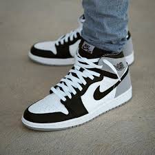Jordan 1 Mid Patent Black White Gold On Feet Air Jordan 1 Retro High Og Baron Streetwear Sneakers Follow Filetlondon Filetfamilia Air Jordans Retro Fashion Shoes Sneakers Sneakers Fashion