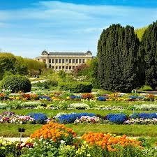 Le Jardin Des Plantes Paris Gare D Austerlitz Road Trip France Paris Places To Visit