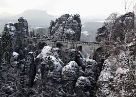 Die Schonsten Winterwanderungen Im Elbsandsteingebirge Winterzauber Elbsandsteingebirge Elbsandsteingebirge Bastei Wanderung