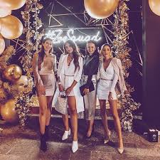 Birthday Black And Gold Party Dress Perfect Outfits For A Party Night All White Outfits Gold Outfit Silver And Black Outfit W White Party Outfit Birthday Party Outfit Women Dance Party Outfit