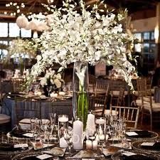 White Inexpensive Diy Tall Wedding Centerpieces White Wedding Flowers Centerpieces Flower Centerpieces Wedding Wedding Floral Centerpieces