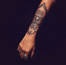 Notitle Fiona Frasconi Tagliches Pin Blog Tattoo Ideen Unterarm Tattoo Ideen Tatowierungen