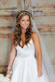 42 Dreamy Wedding Hairstyles With Veil Wedding Forward Bridal Hair Down Veil Hairstyles Bride Hairstyles