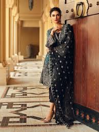 Stylish Wedding Dresses For Pakistani Women 2019 Stylish Wedding Dresses Lovely Dresses Dresses