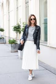 Plisseerock Kombinieren Wenn Du Den Trend Rock So Tragst Siehst Du Einfach Umwerfend Aus Plisseerock Outfit Outfit Outfit Ideen