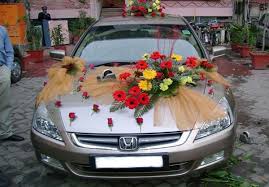 Make Her Feel Over The Moon With The Outstanding Wedding Car Decoration Wedding Car Decorations Car Decor Wedding Car