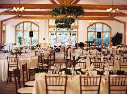Classic Northern Michigan Wedding In Glen Arbor Michigan Northern Michigan Weddings Michigan Wedding Venues Michigan Wedding