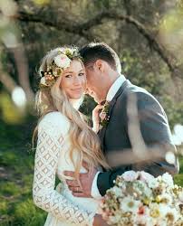 20 Long Sleeved Wedding Dresses Wedding Dress Sleeves Wavy Wedding Hair Traditional Wedding Dresses
