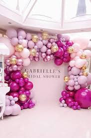30 Inspiring Wedding Balloon Ideas For Your Big Day Belle The Magazine Wedding Balloons Bridal Shower Backdrop Bridal Shower Balloons