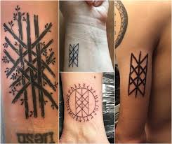 Wikinger Symbole Nordische Runen Und Ihre Bedeutung Als Tattoos Dekoration Haus Nordische Runen Nordische Runen Tattoo Nordische Tattoos