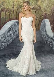 Justin Alexander Chantilly Size 8 Used Wedding Dress Front View On Model Justin Alexander Wedding Dress Justin Alexander Bridal Used Wedding Dresses