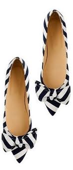 Black And White Flats Cute Flats For Women Adorable Cute Black And White Striped Flats Fun And Fashion Hub With Images Fashion Shoes Women Shoes Shoe Obsession