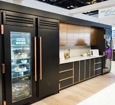 Black And Gold Kitchen Appliances Refresh The Look Of Your Kitchen With A Few Earth Friendly Touches Los Angeles Times In 2020 Kitchen Interior Modern Kitchen Design Kitchen Design