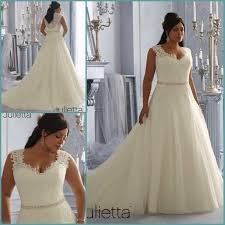 Nice For A Fuller Figure Plus Size Wedding Gowns Wedding Dresses Bridal Gowns