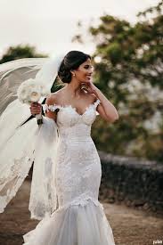 Real Bride Arielle Galia Lahav Wedding Gown Bridal Reflections Galia Lahav Wedding Dress Galia Lahav Wedding Gowns Bridal Reflections