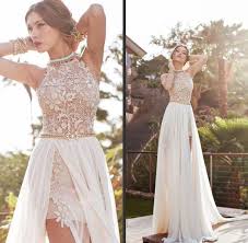 Frisur Fur Ein Neckholder Kleid 25 Ideen Fur Ihre Hochzeit Frisur Hochzeit Ideen Kleid Neckholder Neckholder Kleid Kleider Hochzeit Abendkleid