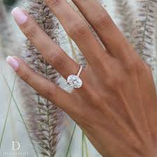 Nature S Beauty Just Stepped Up Her Game Francesca Two Tone Design Flaunts Platinum P Dream Engagement Rings Gold Diamond Wedding Band Expensive Wedding Rings
