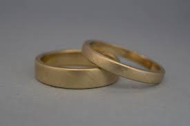 Wedding Ring Sets His And Hers His And Hers Wedding Bands Etsy Wedding Rings Sets His And Hers Thick Gold Wedding Band Matching Wedding Bands Gold