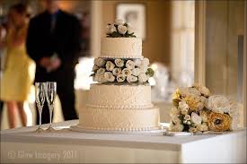 Hyvee Wedding Cakes Lincoln Ne Hyvee Wedding Cakes For You Wedding Ceremony Wedding Cakes Wedding Flowers Cake