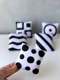 Black And White Baby Toys Etsy Excited To Share This Item From My Etsy Shop Baby Mobile Development Felt Toys Monochrome Mobile Black Whit Baby Toys Diy Montessori Baby Toys Felt Toys Baby