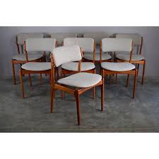Described As Some Of The Most Comfortable Dining Chairs Ever Made These Solid Teak Chairs By Er Dining Chairs Dining Room Chairs Contemporary Dining Room Sets
