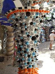 Le Jardin De Tarot De Niki De Saint Phalle Mosaic Art Artisan Artist Public Art