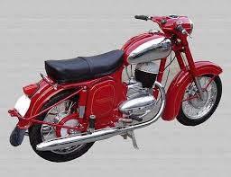 Jawa 250 Typ 559 Panelka Jawa 250 Typ 559 Panelka Jednovalcovy Vzduchem Chlazeny Motor Vaha 128kg Rychlost 100km H Vintage Bikes Motorbikes Classic Bikes