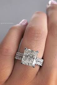 36 Fabulous Wedding Rings That All Women Adore Wedding Forward In 2020 Wedding Rings Halo Wedding Rings Wedding Ring Styles