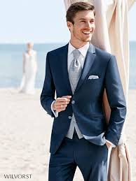 Edler Anzug Mit Weste In Blautonen Von Wilvorst Wilvorst Brautigam Anzug Anzug Hochzeit Anzug