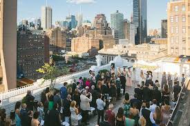 Sunset Rooftop Wedding In New York Imogen Reuben Rooftop Wedding Rooftop Wedding Ceremony Rooftop Wedding Venue