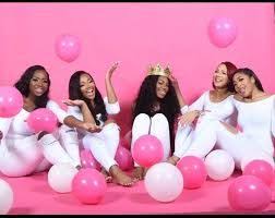 19th Birthday Photoshoot Ideas With Friends Image Result For 19th Birthday Photoshoot Birthday Photoshoot 21st Birthday Photoshoot 16th Birthday Outfit