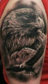 Forearm Bird Of Prey Tattoo Pin De Lyn Samoisette Em Birds Of Prey Tatuagem Aguia Tatuagem De Animais Lobo Tatuagem