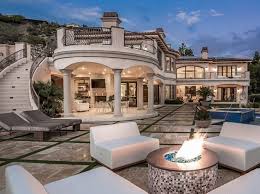 9 495 Million Mediterranean Mansion In Los Angeles Ca Luxury Homes Dream Houses Fancy Houses Mediterranean Mansion