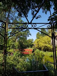 Petite Cachette Au Jardin Des Plantes Saintcyprien Garden Botanical Nature Tourisme Jardins Plante Jardin Nature