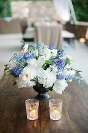 Sommer Tischdekoration Fur Eine Wundervolle Hochzeit Tischdekoration Hochzeit Blumen Tischdekoration Hochzeit Dekoration Hochzeit