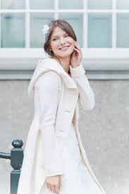 Romy Noni Schlichte Elegante Naturlich Schone Brautkleider Aus Koln Deutschland Brautmantel Hochzeit Jacke Brautjacke