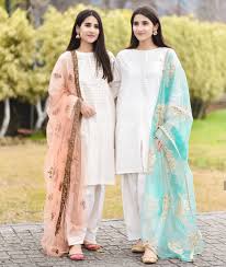 White Pakistani Dresses Casual Pakistani Fashion Casual Fashion