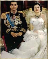 Der Schah Von Persien Royale Hochzeiten Prinzessinnen Konigliche Hochzeitskleider