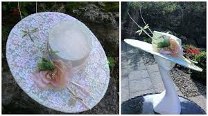 Items Similar To Stunning Delicate Mint Green Hat For Weddings Mother Of The Bride Special Occassions Royal Ascot Hatinator Fascinator On Etsy Green Hats Mint Green Fascinator