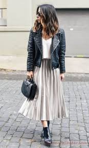 Faltenrock 2019 Damenmode Outfit Trends Jupe Plissee Mode Tendances Jupes