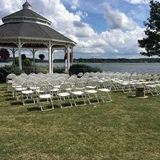 We Love Setting Up For Beautiful Weddings At Springfield Lake Gazebo A Gorgeous Waterfront Wedding Venue In Waterfront Wedding Venue Waterfront Wedding Gazebo
