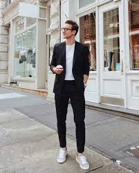 Black And White Outfit For Men Formal An Outfit Formula That Will Never Go Out Of Style Mens Casual Outfits Mens Outfits Black And White Outfit For Men