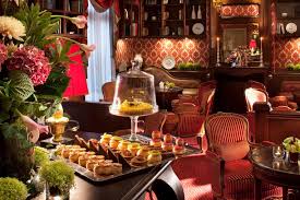 Le Bar Du Jardin D Hiver Auberge Du Jeu De Paume Chantilly Chantilly Jeu De Paume Chateau De Chantilly