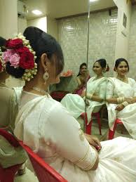 Maharashtrian Buddhist Wedding White Wedding Buddhist Wedding Wedding Bridesmaid