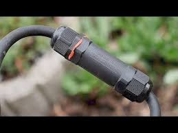 Strom Kabel Wasserdicht Verbinden Verlangern Reparieren Verbindungsmuffe Fur Erdkabel Youtube Erdkabel Kabel Erdkabel Verlegen